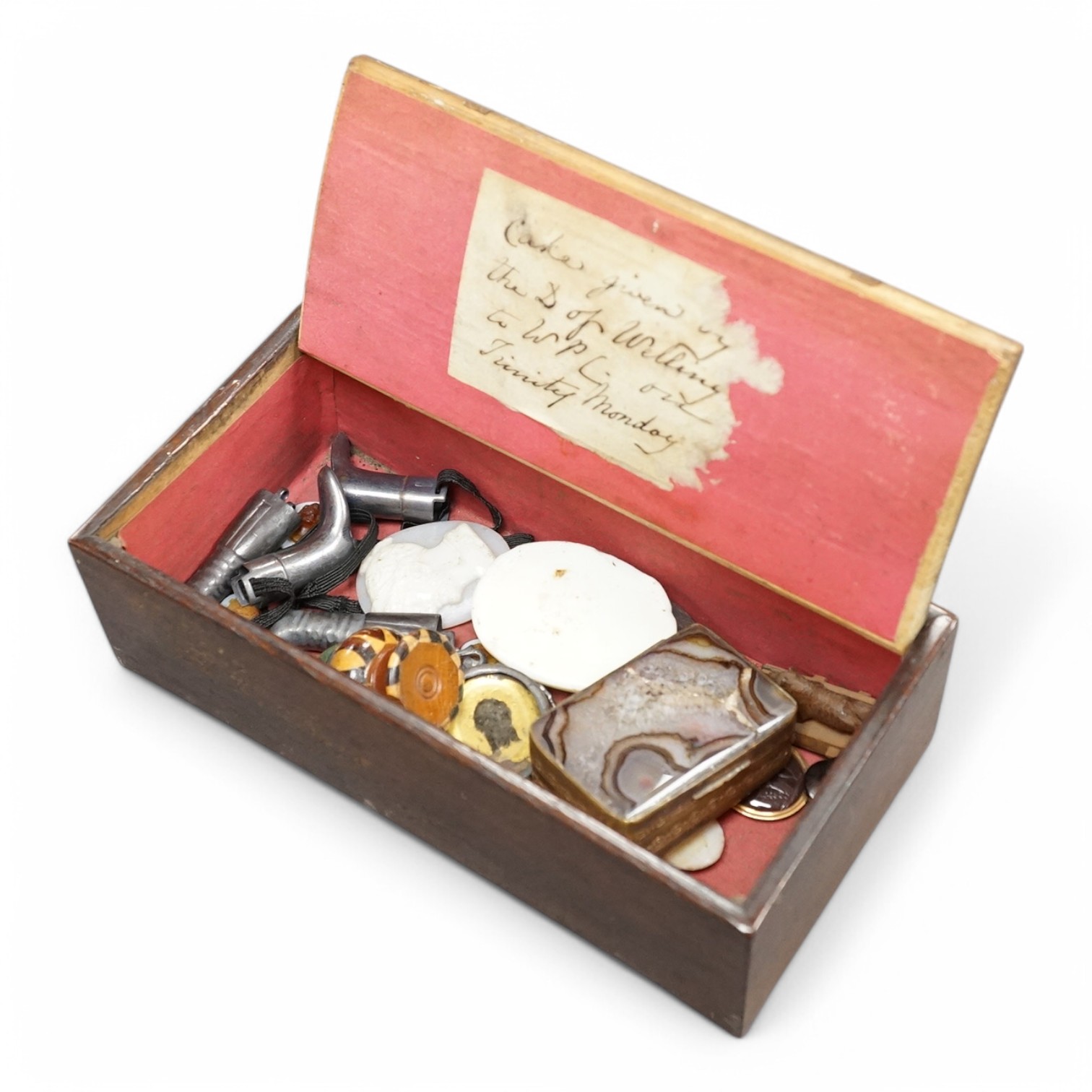 A 19th century yellow metal mounted intaglio pendant, assorted unmounted cameos, snuff box and collectables. Condition - varies
